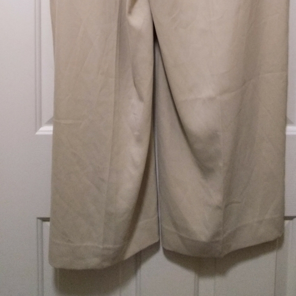 ✨ HOST PICK ✨ Versatile, High Quality Pant - Picture 5 of 16